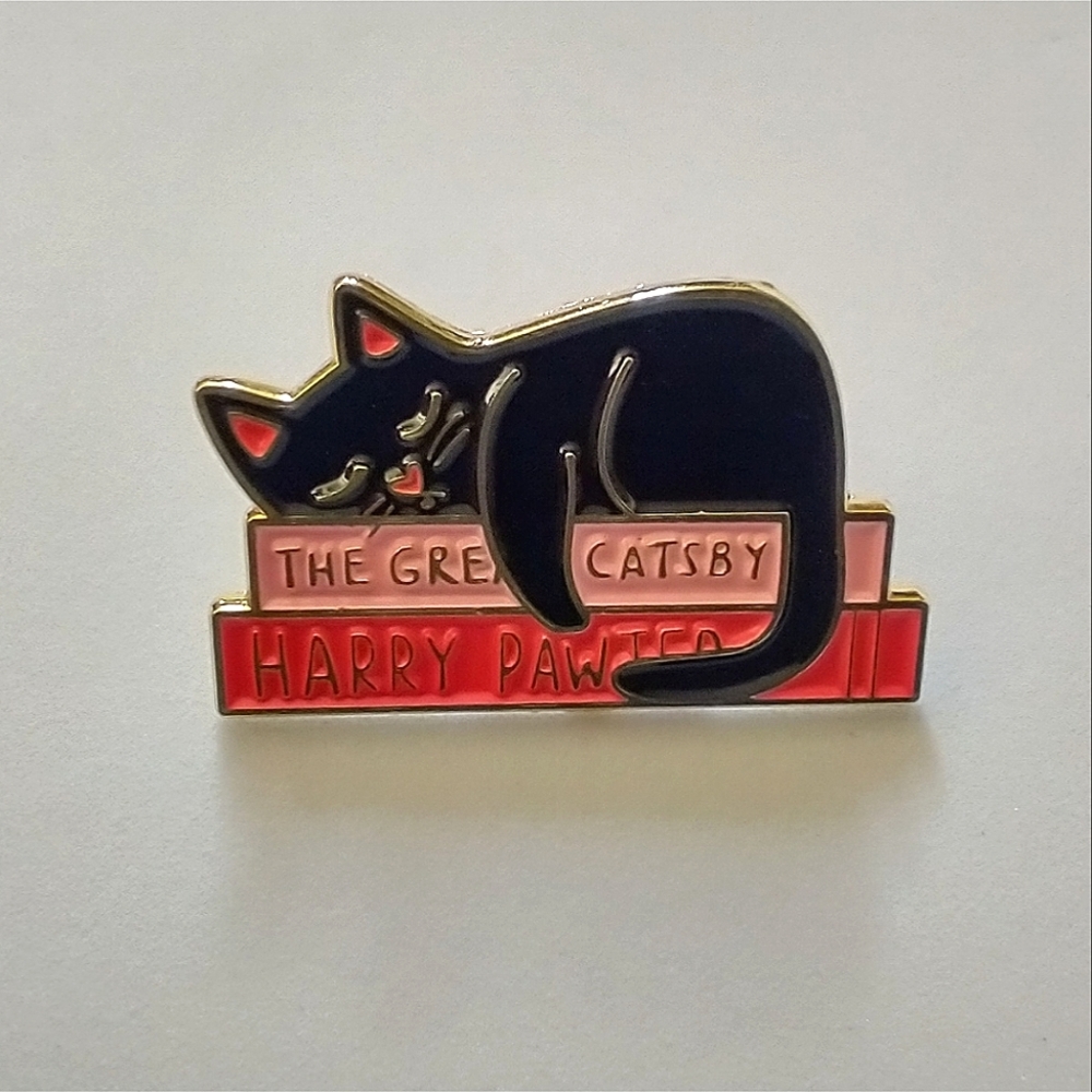 🧁 3/$30 Bookish Black Cat Enamel Pin NEW